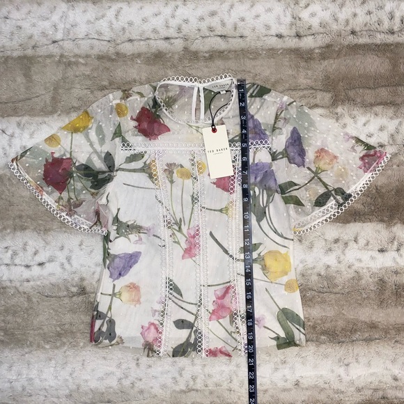 NWT💕TED BAKER Arelln Floral High Neck Top With Lace Details Size 0 - Picture 9 of 16